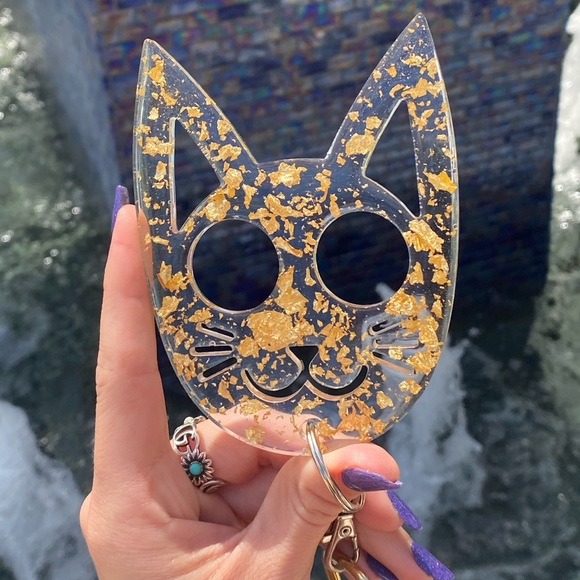 Defensive Kitty Keychain Clear With Gold Flake